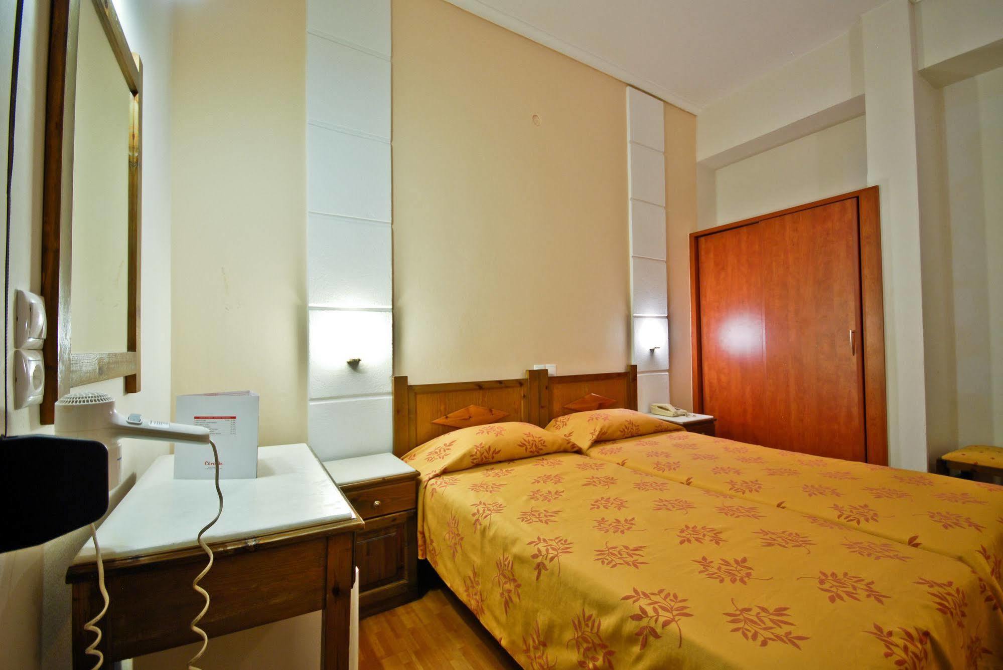 Hotel Coronis 2*